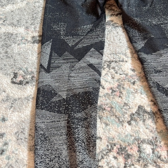 Gymshark Adapt Seamless Leggings - Picture 7 of 8